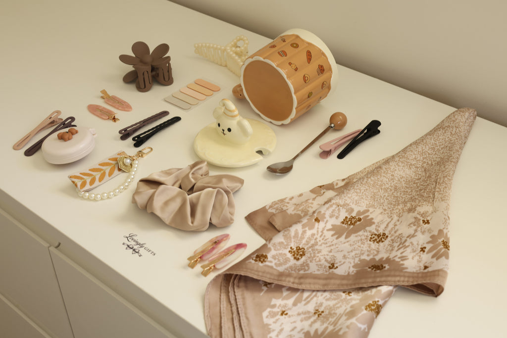 Beige Bloom Aesthetic Gift Box