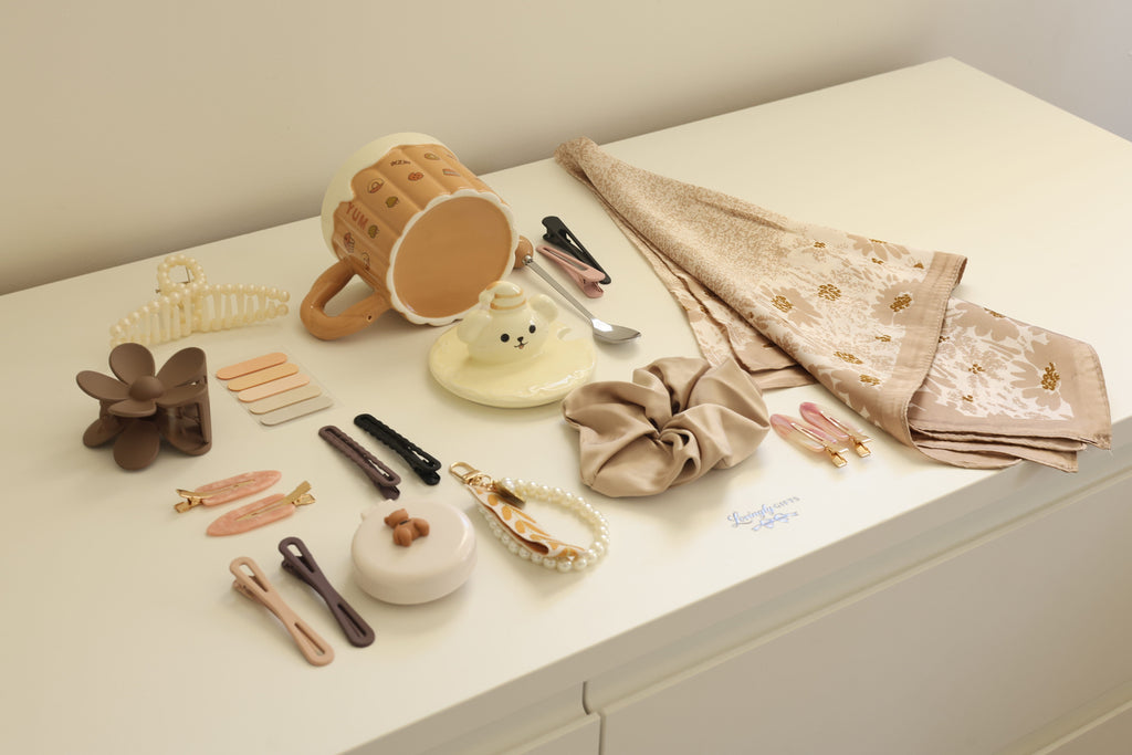 Beige Bloom Aesthetic Gift Box